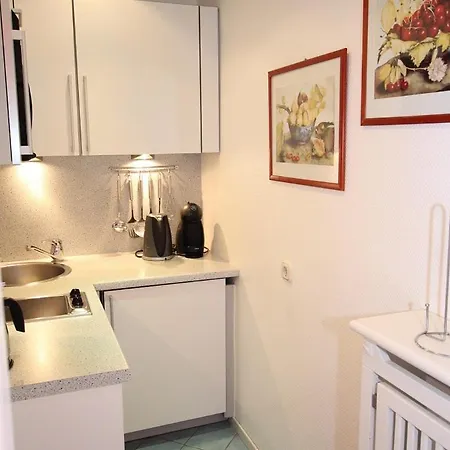 App. Hussmann 8/17 Apartman