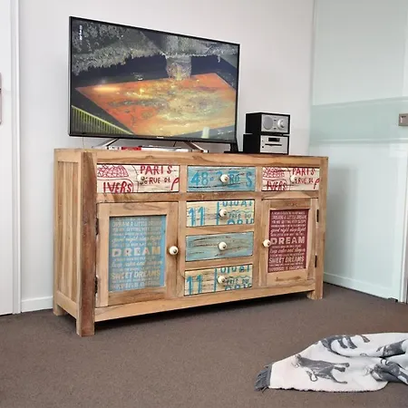 App. Hussmann 8/17 Apartman *